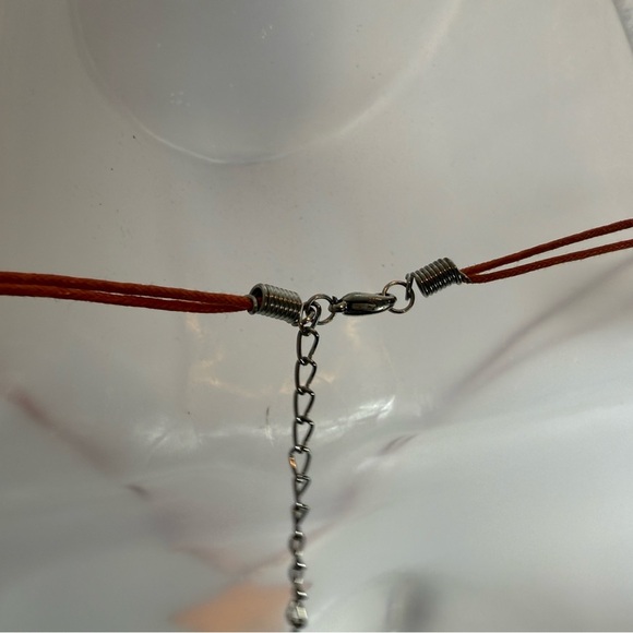 Brown Star Pendant Necklace - Picture 6 of 7